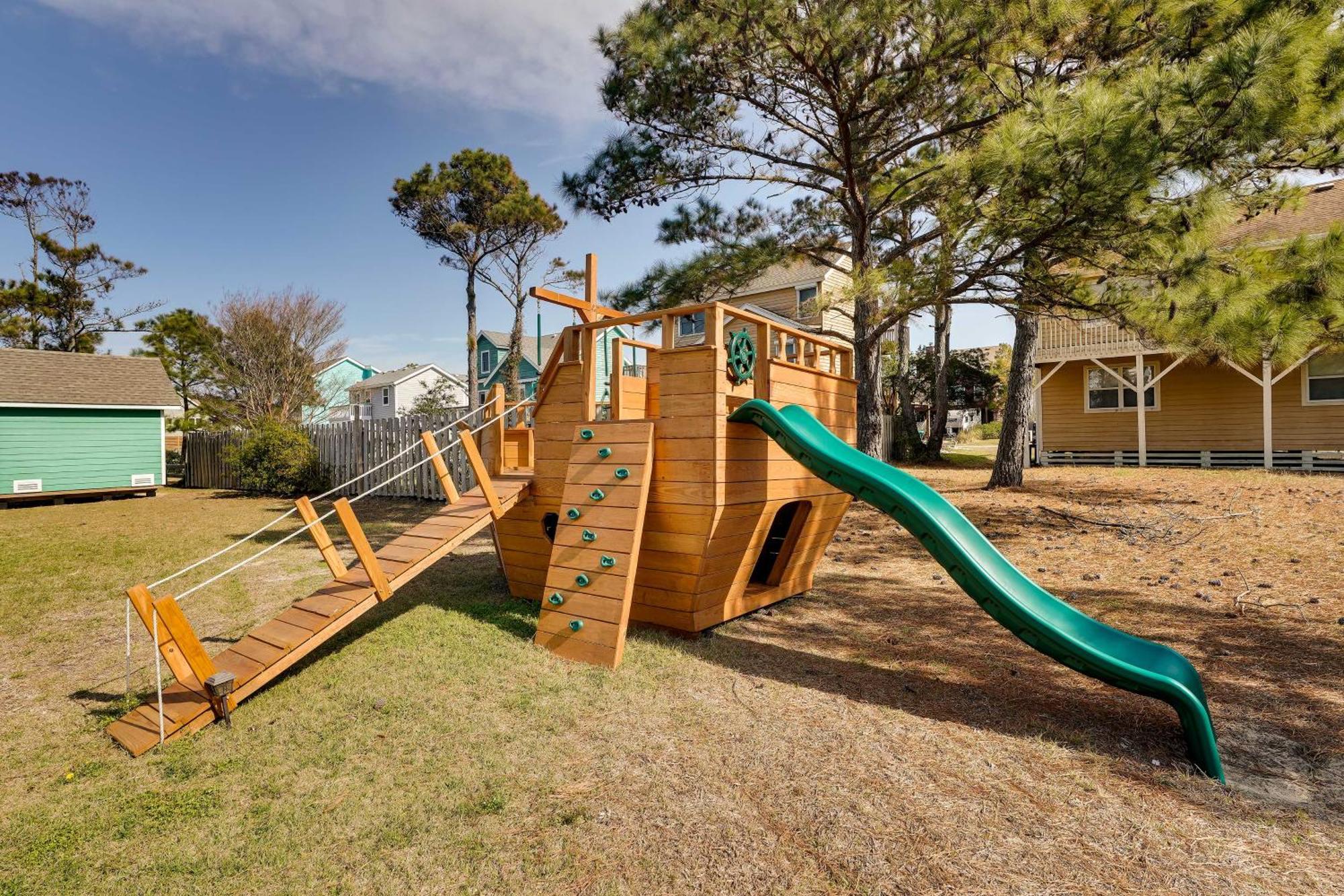 Dunn Dreamin Hot Tub, Pirate Fort, And Fire Pit! Nags Head Exteriör bild